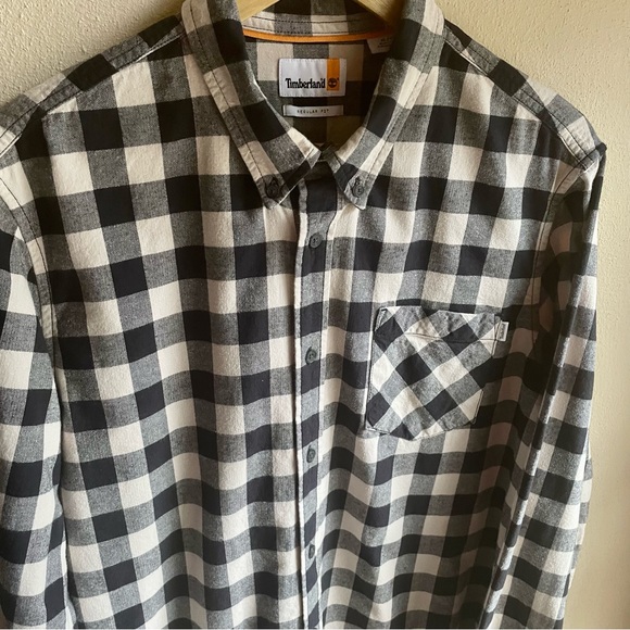 Timberland Flannel/ Chambray Buffalo Check Button-down Shirt. Cream/ Black XL - Picture 12 of 15